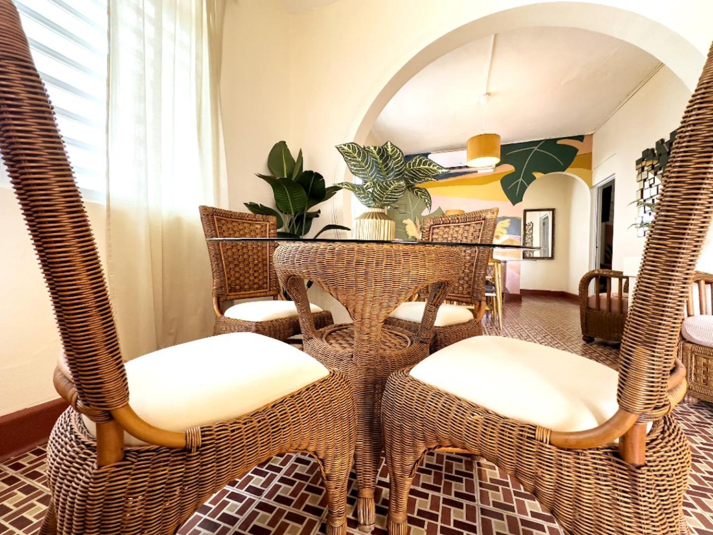 610@Miramar Apartment San Juan Ruang foto