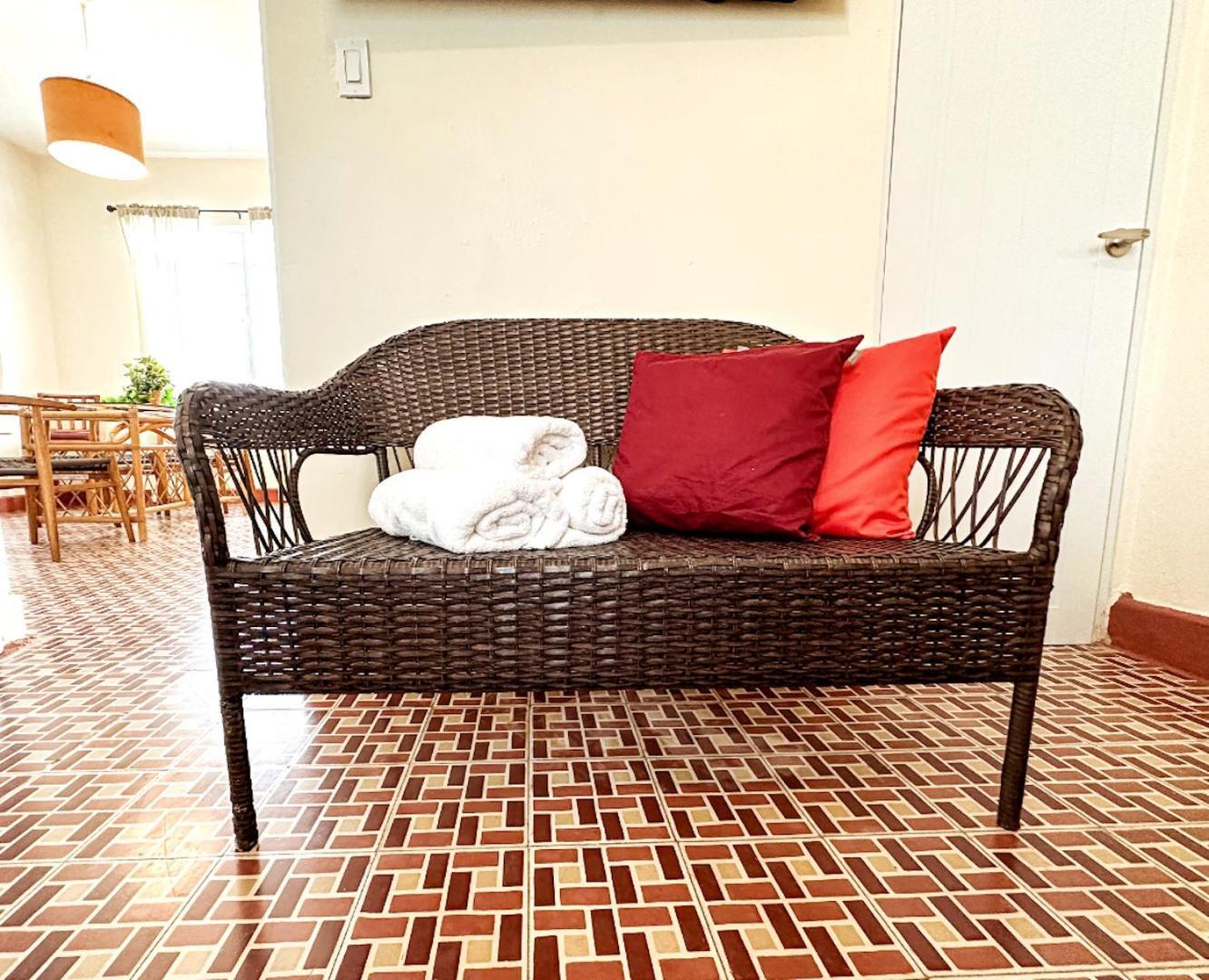 610@Miramar Apartment San Juan Ruang foto