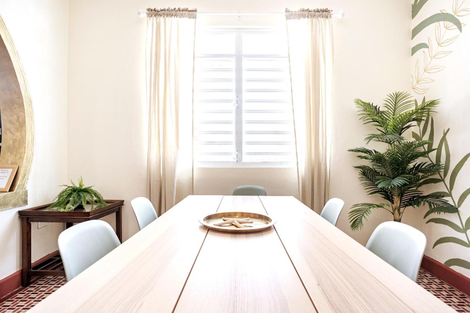 610@Miramar Apartment San Juan Ruang foto